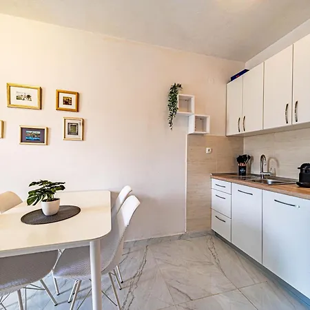 Vrbovica * 科尔丘拉