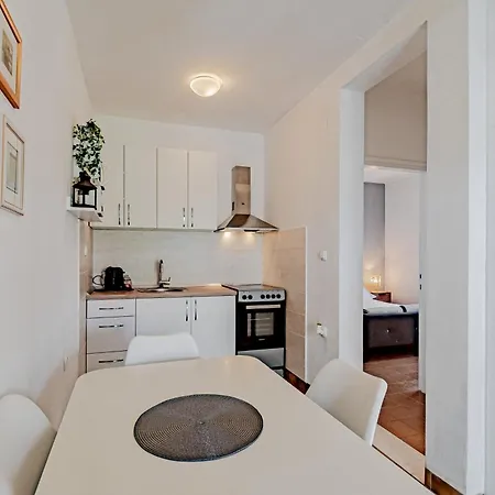 Vrbovica Apartment Korcula Town