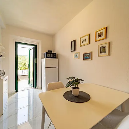 Apartment Vrbovica *