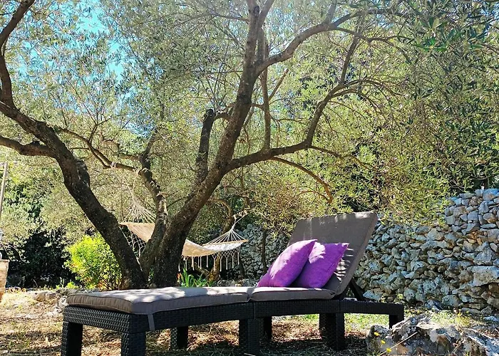 Vrbovica * קורצולה